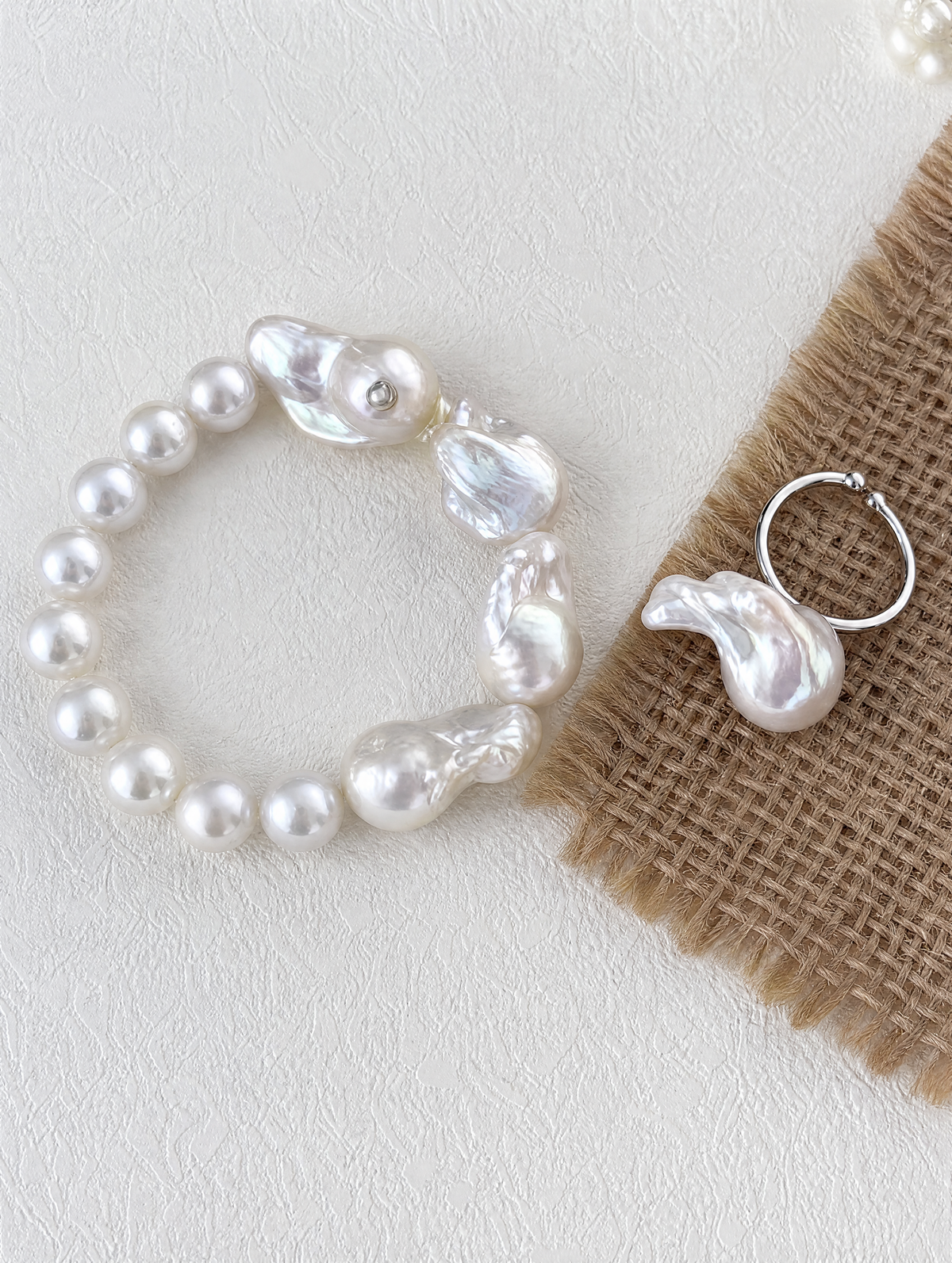 Baroque Pearl Stretch Bracelet
